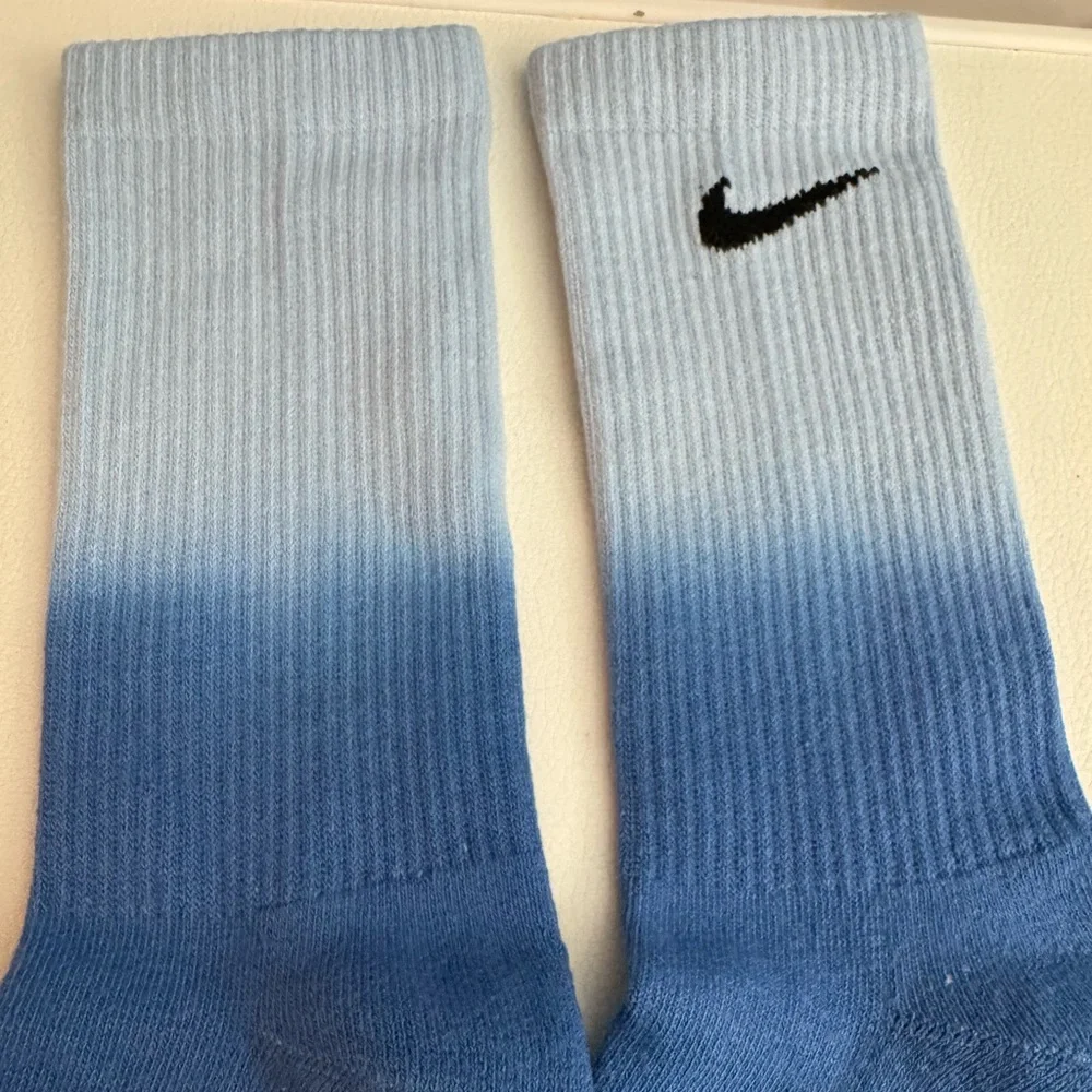 Nike ombré crew socks